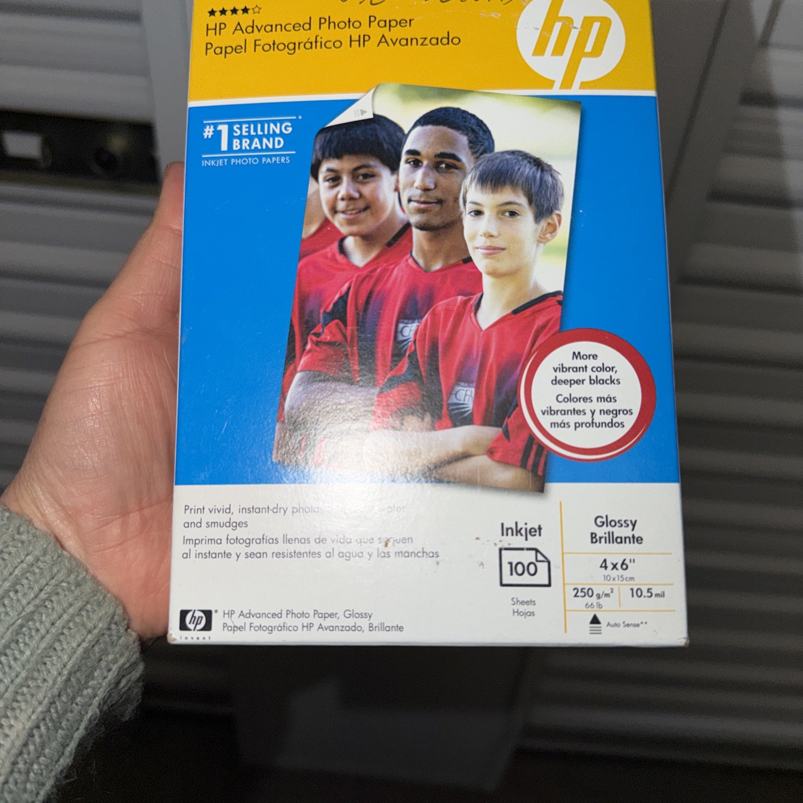 Hewlett Packard Q6638A 4 x 6 inch Glossy Printer Paper – 100 Sheets
