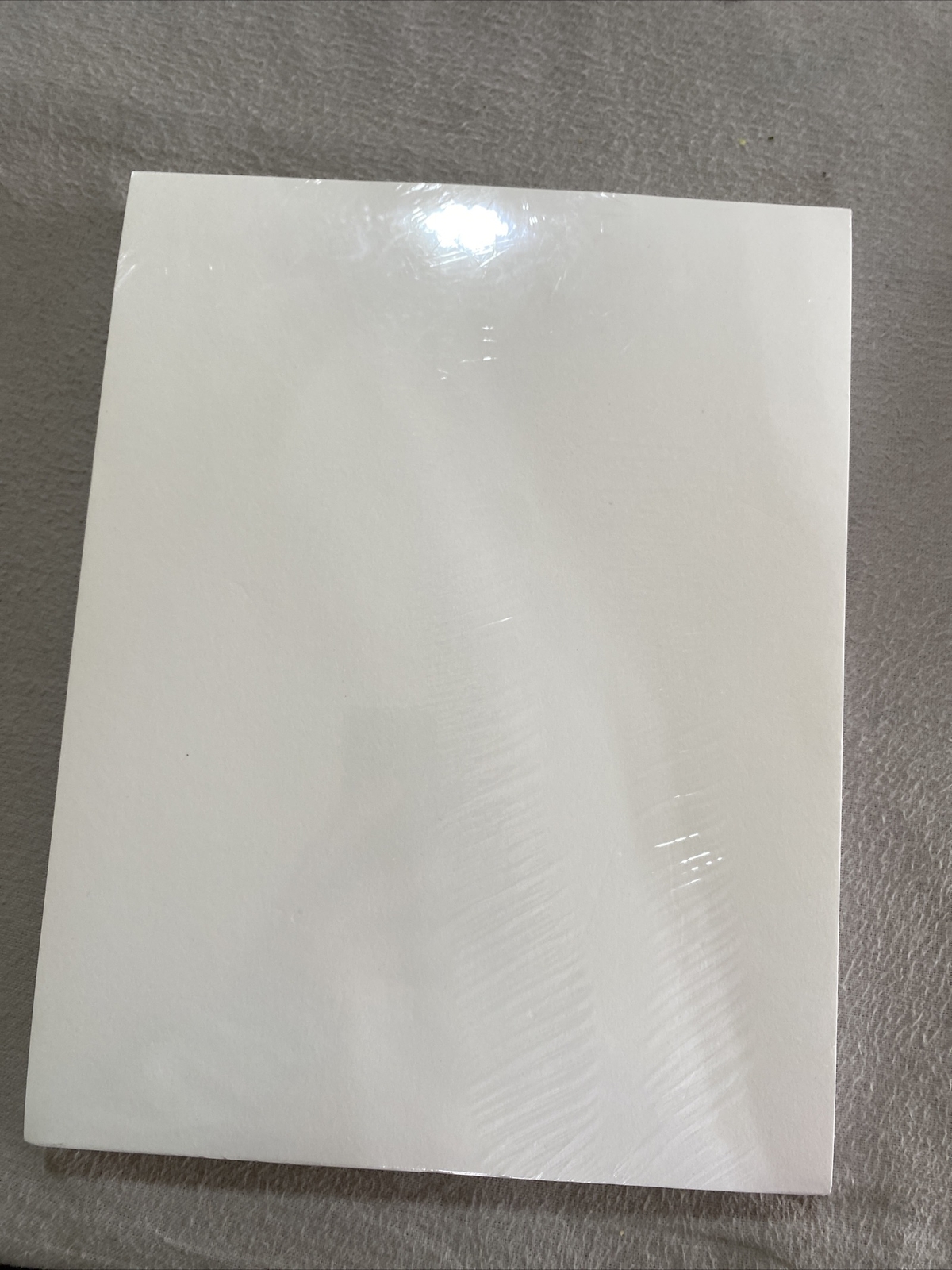 NEW Astrobrights Neenah White 8.5″ x 11″ 65lb White 80 Sheets I