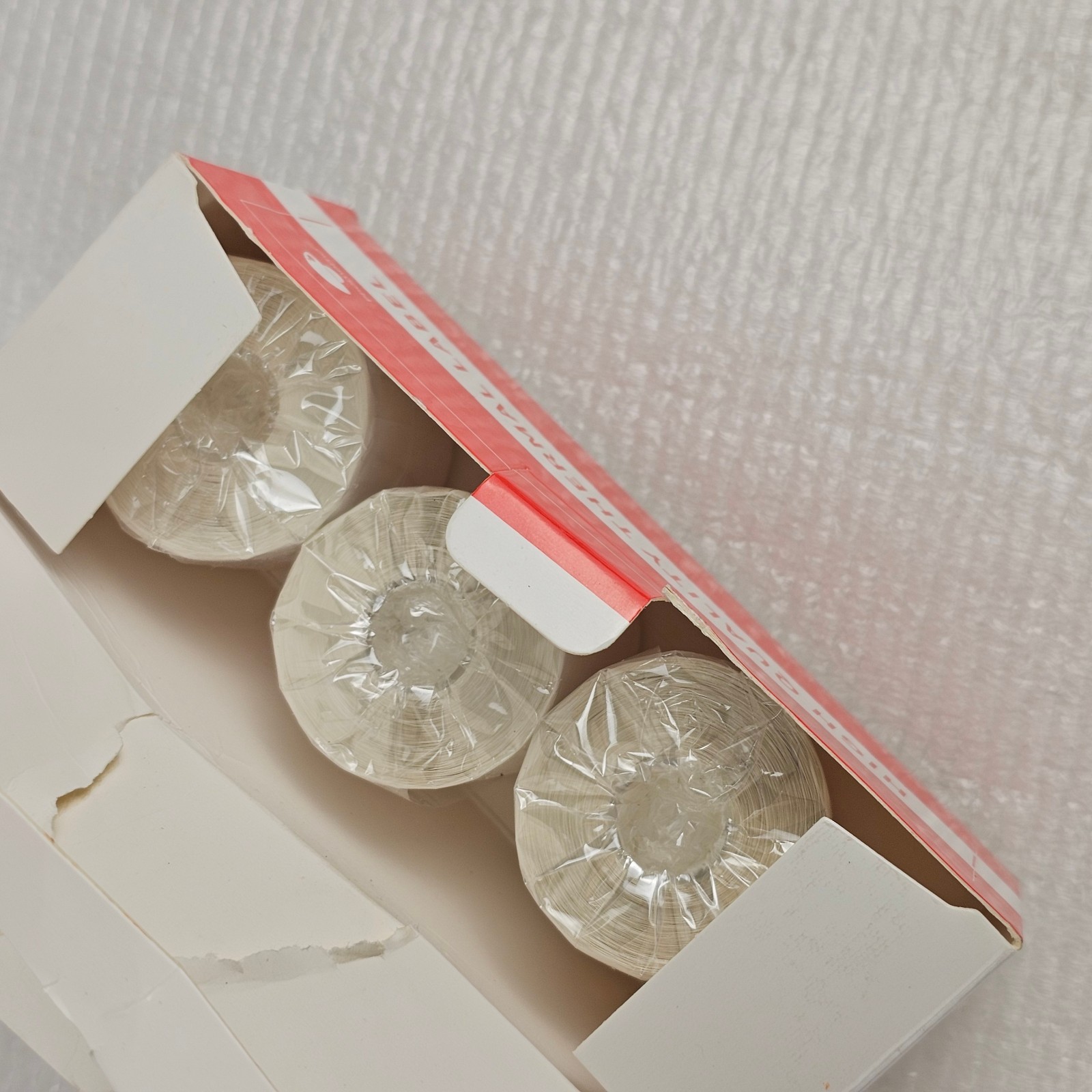 3 Rolls Phomemo White Square Self-Adhesive Papers 40 mm × 30 mm Thermal Labels