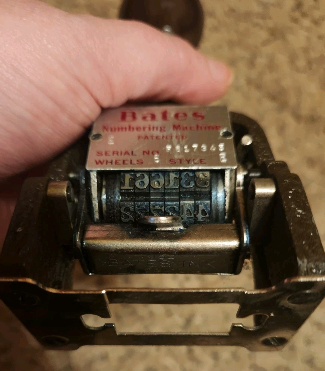 VTG Bates Multiple Movement Numbering Machine, Six Wheels, Re-Inkable, Size E