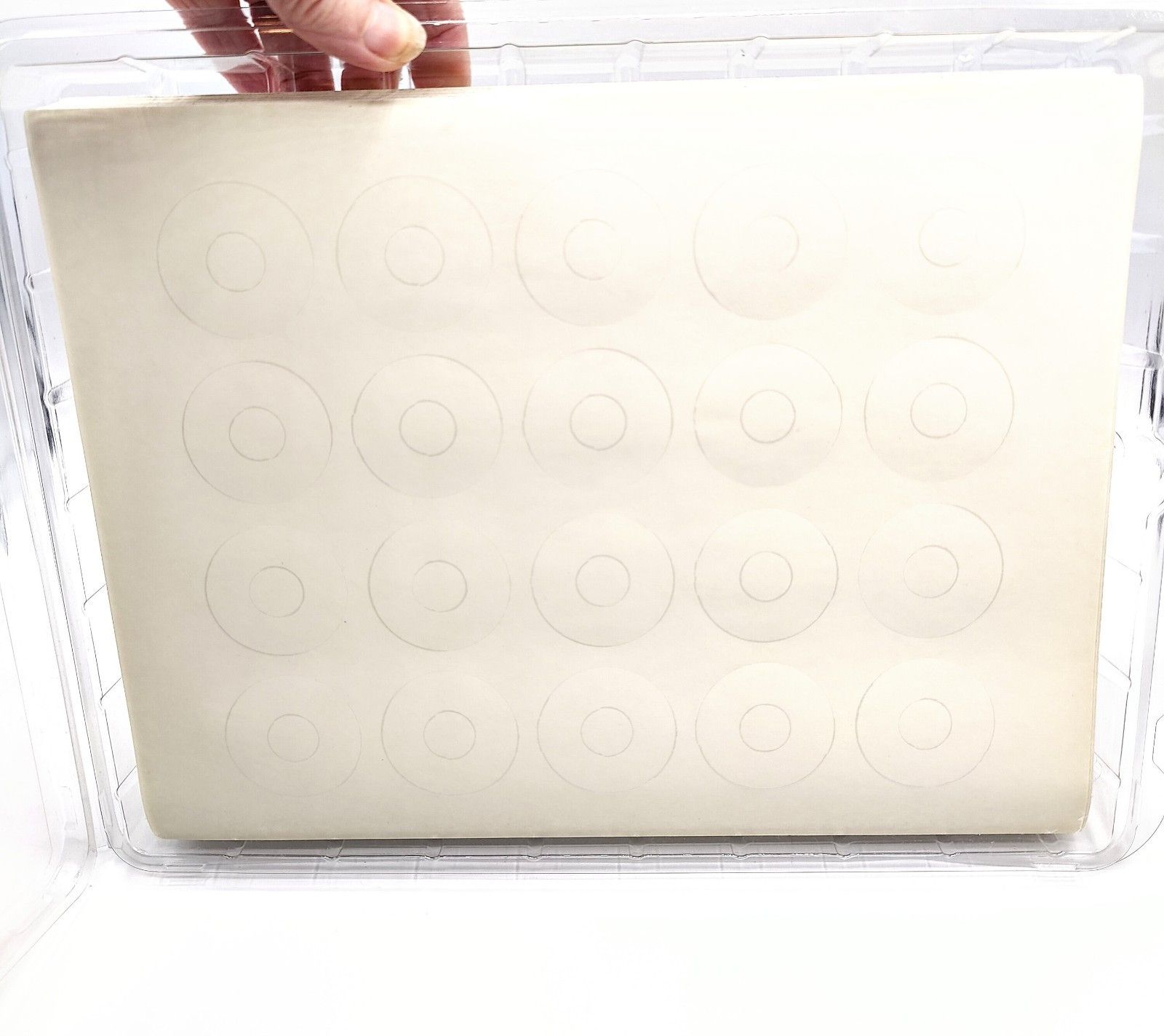 2000-Pak Clear Frosted Hub Labels CD/DVD Semi-Transparent – 100 sheets, 20/sheet