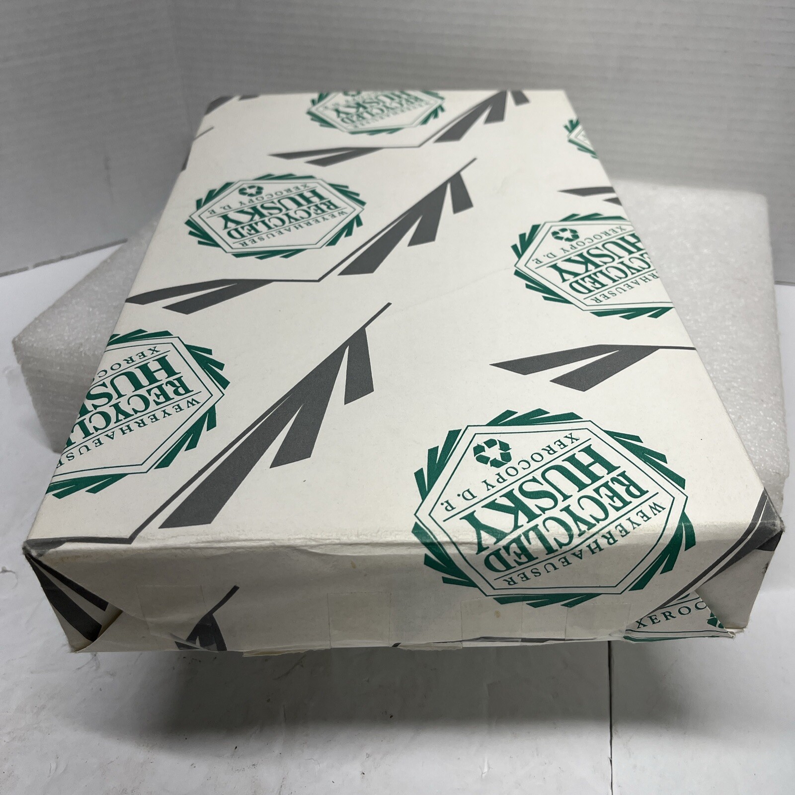 Weyerhaeuser Recycled Husky Xerox Copy Paper 8.5 X14 Legal Sz 20 Lbs. 500 Sheets