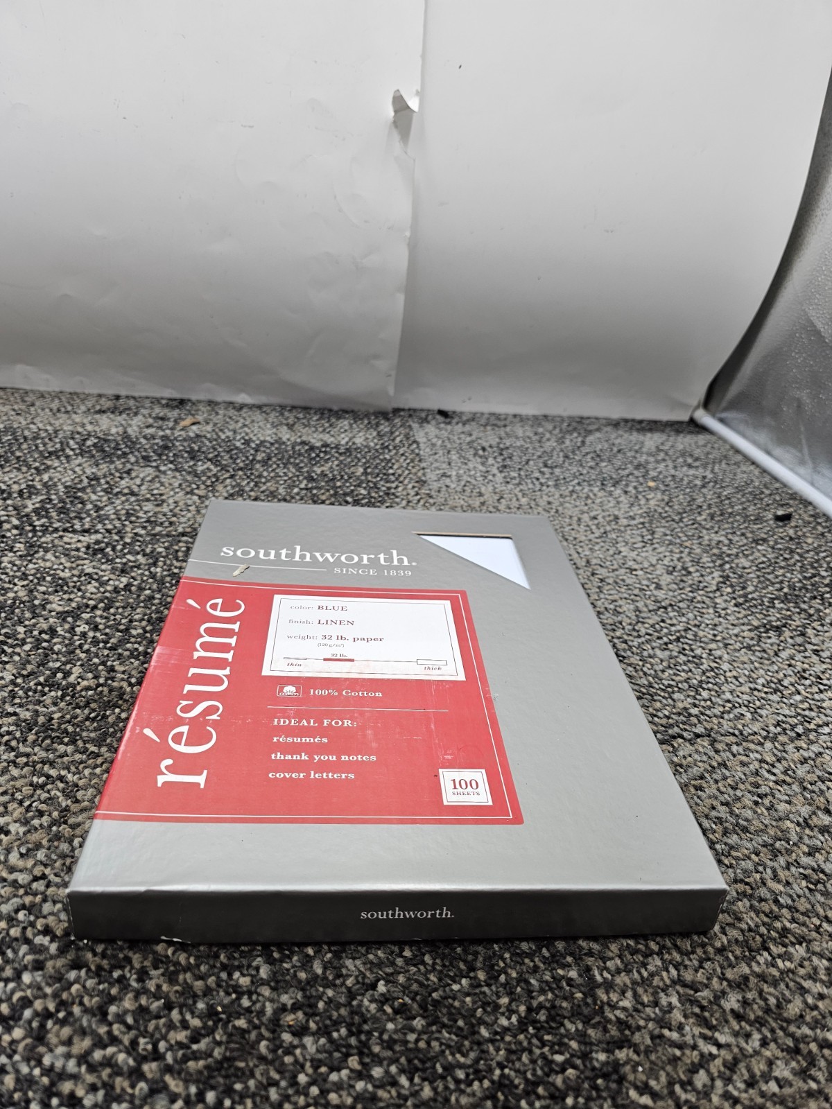 Southworth RD18BCFLN 32lb Blue 100 Sheet Premium Linen Copy Paper