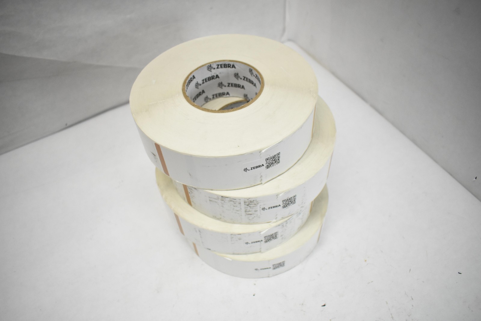 Zebra Thermal Label Rolls Lot Of 4 10040266M-3 1.750″ x 8″ 786 Labels/Roll