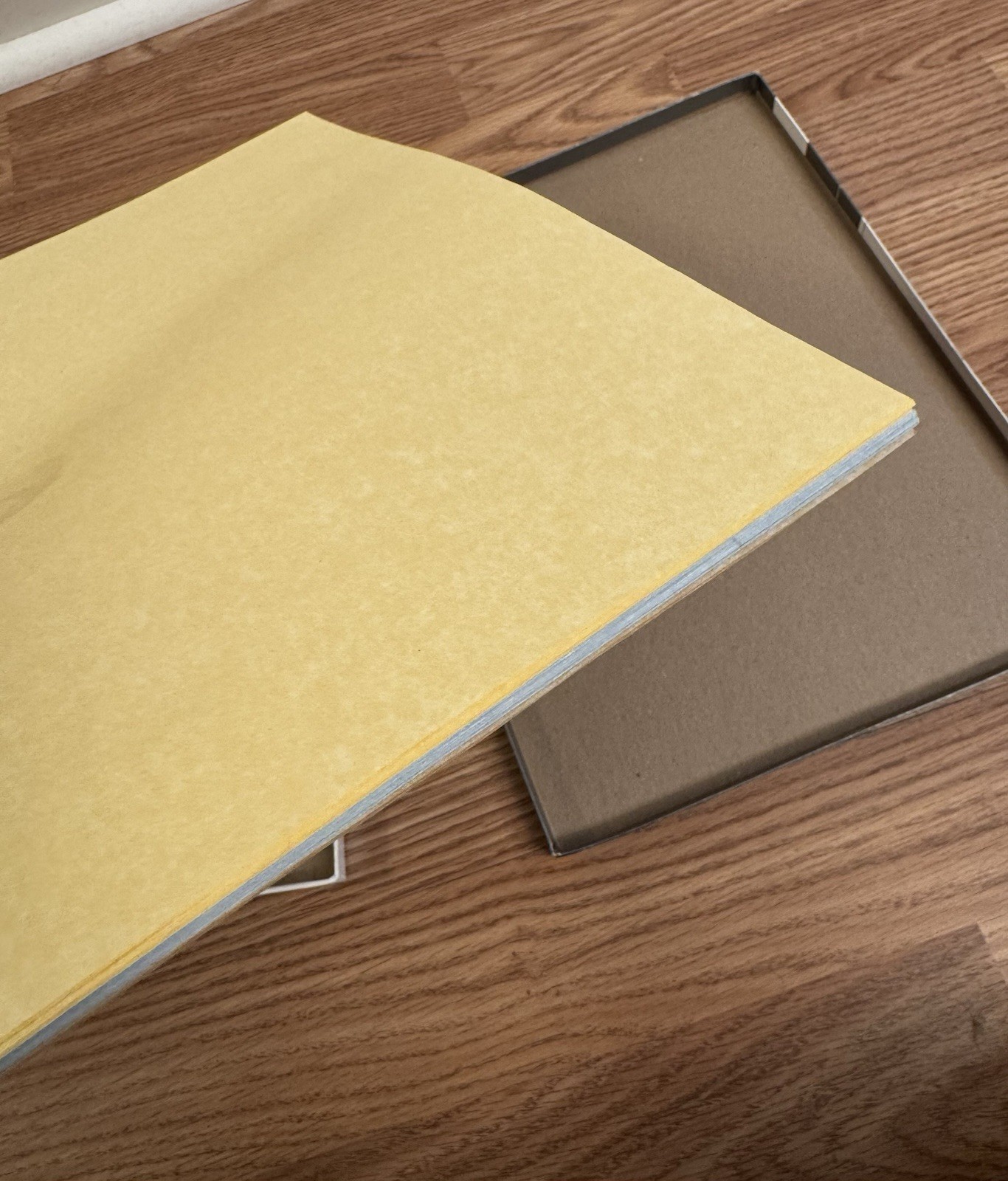 Southworth Parchment Paper, 8.5″ x 11″, 24 lb/90 GSM 40 Sheets