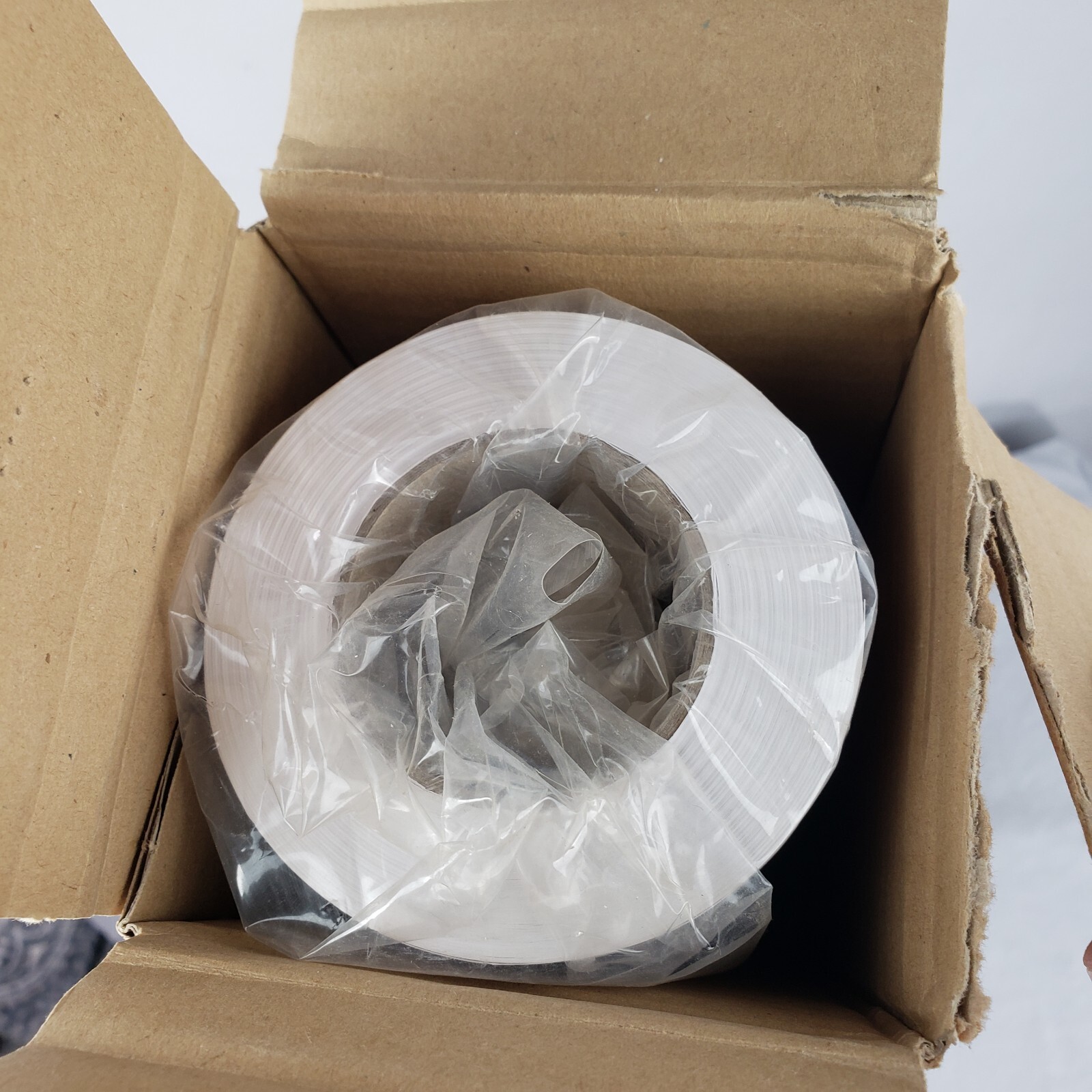 24″x100′ PLOTTER PAPER Universal Heavyweight Coated HP Q1412A