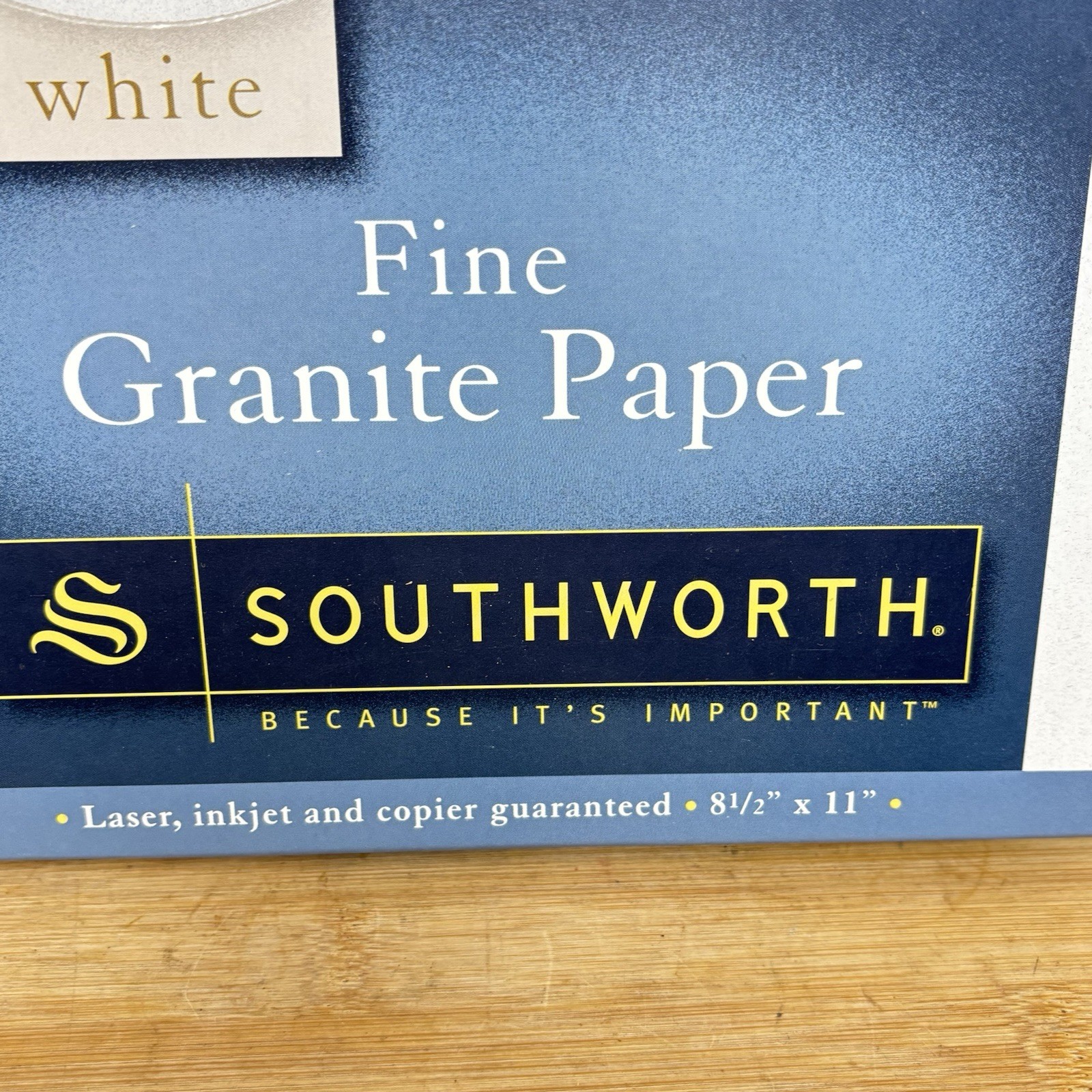 Southworth 25% Cotton Fine Granite Paper, 8.5″ x 11″, WHITE 24# Watermarked OPEN