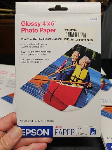 10 NEW SEALED Epson Glossy Photo Paper 4″ x 6″ , 20 Sheets X 10 Plus 2 Open