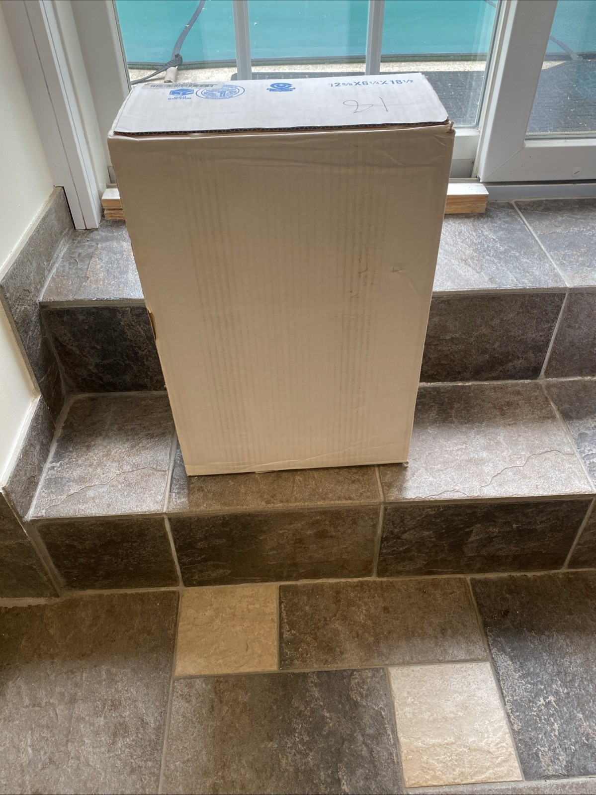 18x 500 plotter paper. Two rolls per box