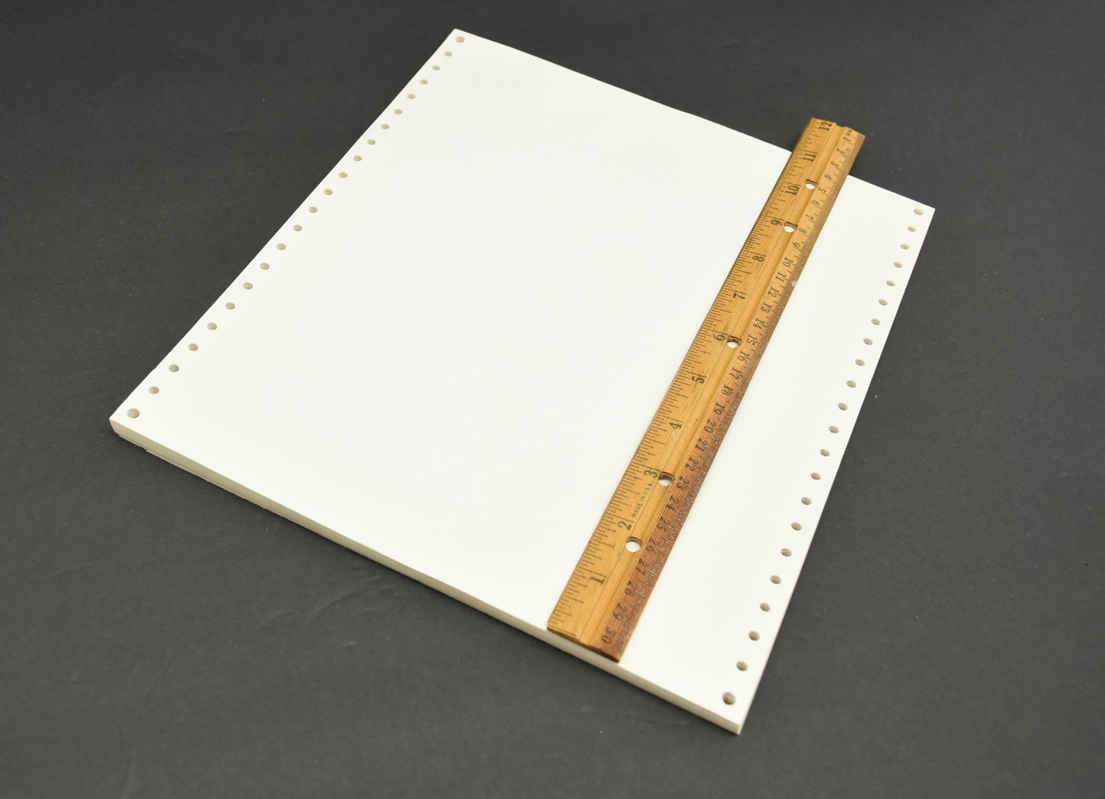 50pcs 1980s Memorex Dot Matrix Paper Smooth Edge Continuous Sheets 20lb 9.5×11″