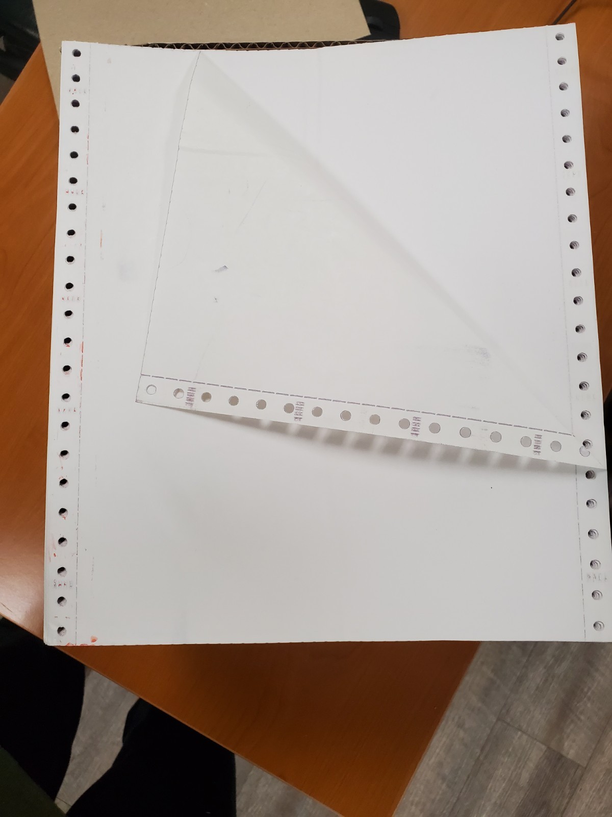 Universal Printer Paper 9.5 x 11 in White 15 lb 2 Part UNV15703