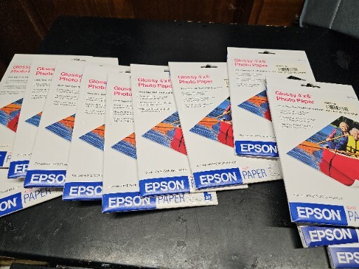 10 NEW SEALED Epson Glossy Photo Paper 4″ x 6″ , 20 Sheets X 10 Plus 2 Open