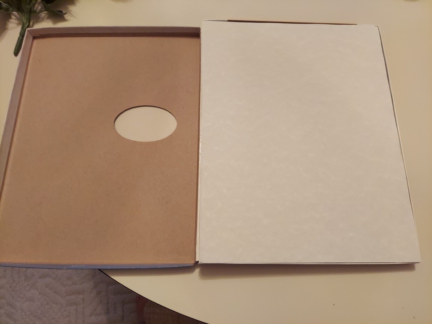 SOUTHWORTH FINE PARCHMENT PAPER IVORY 100 SHEETS 8.5 INCH BY 11 INCH OPEN BOX
