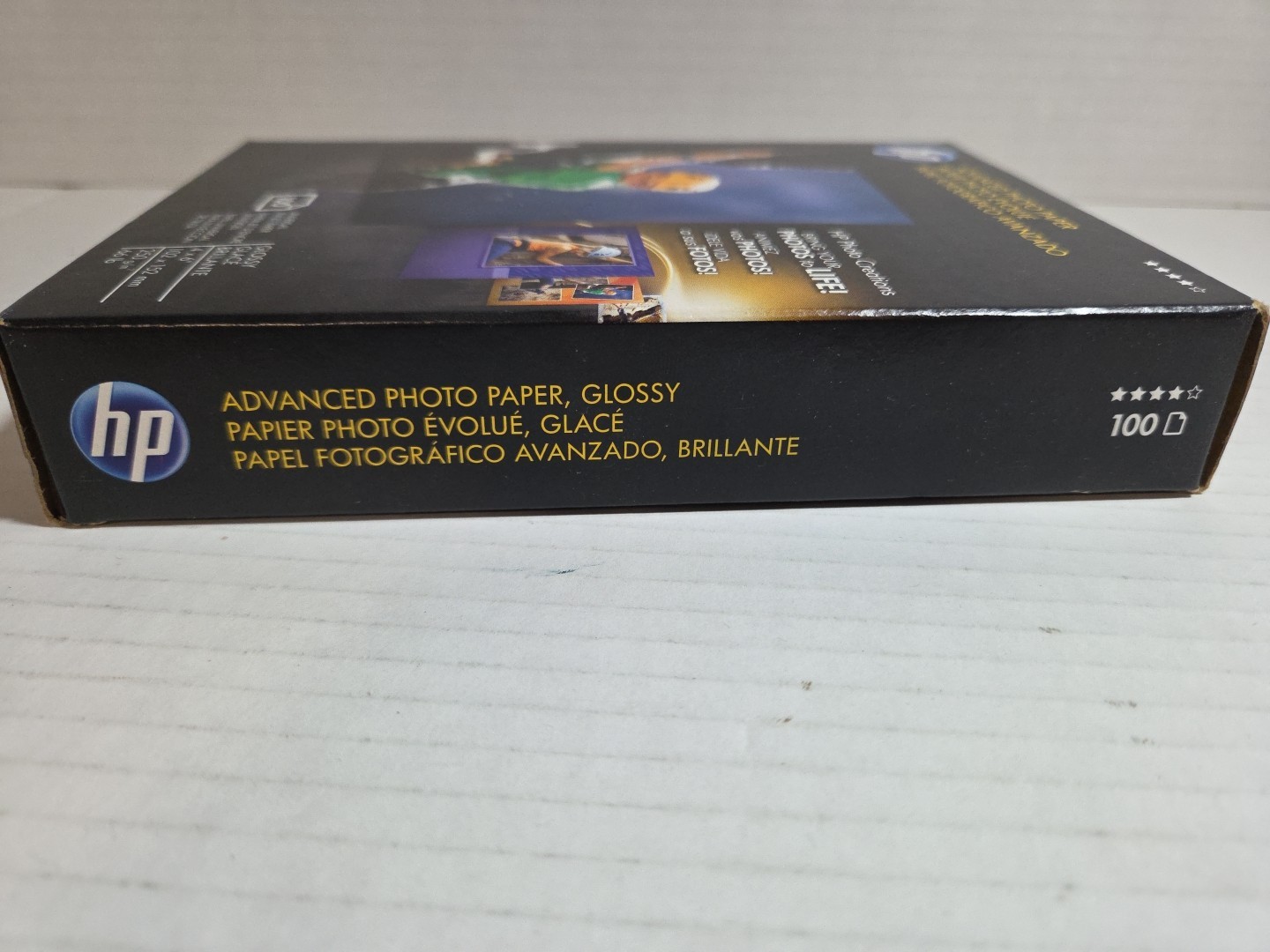 Hewlett Packard Q6638A 4 x 6 inch Glossy Printer Paper – 100 Sheets