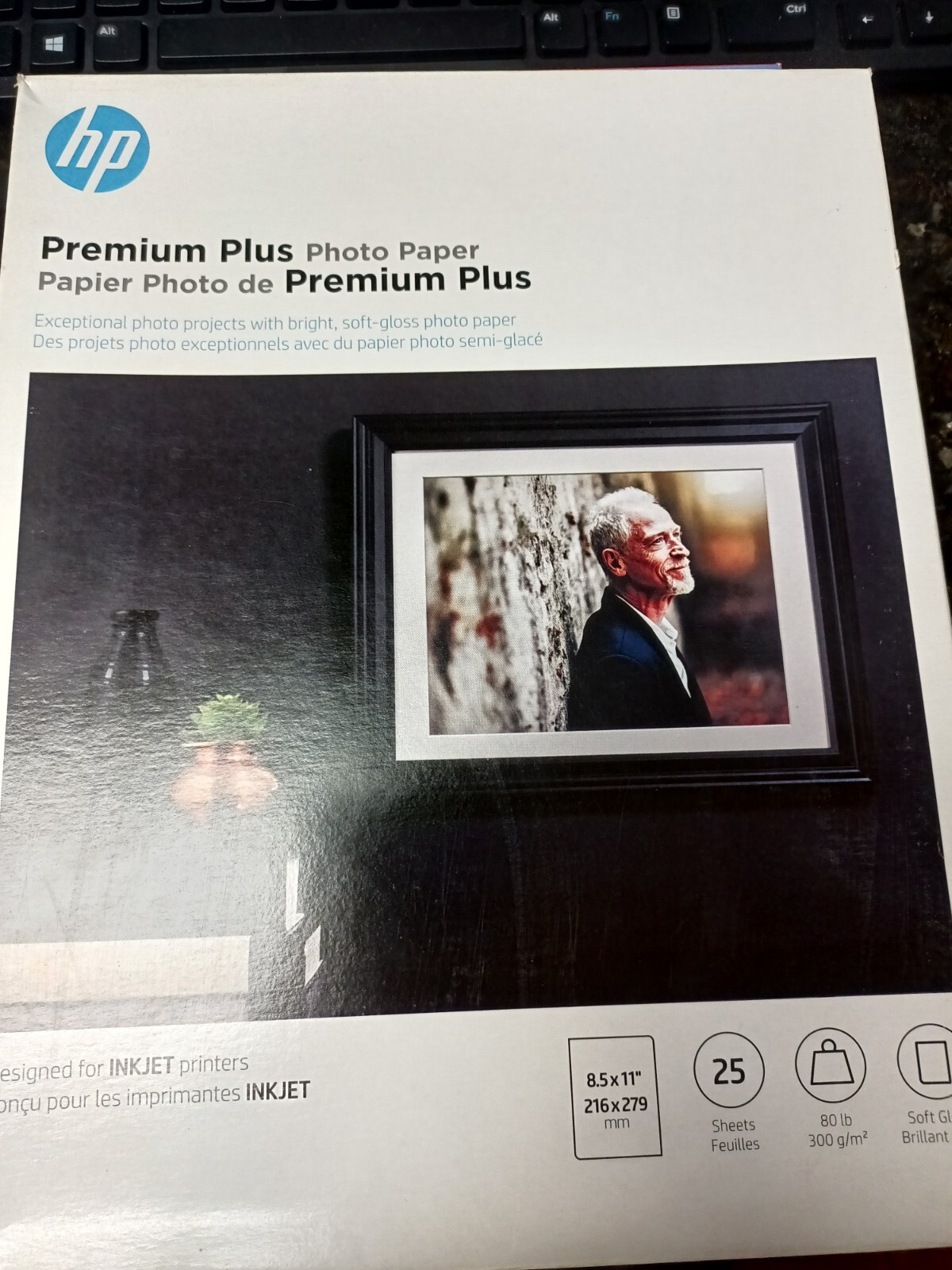 Genuine HP Premium Plus Photo Paper, 80 lbs., Soft-Gloss, 8-1/2 x 11, 25