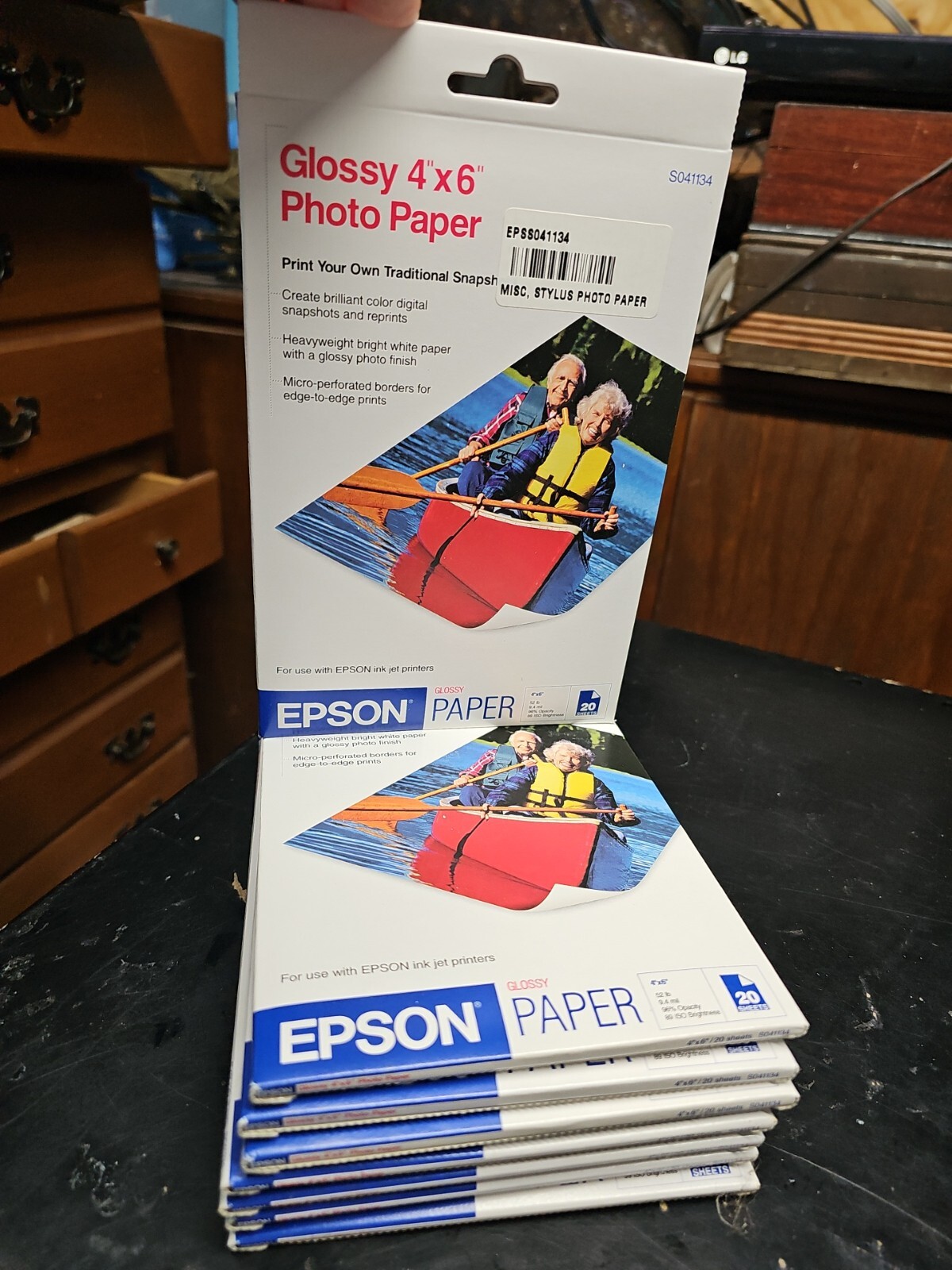 8 NEW SEALED Epson Glossy Photo Paper 4″ x 6″ , 20 Sheets X 8