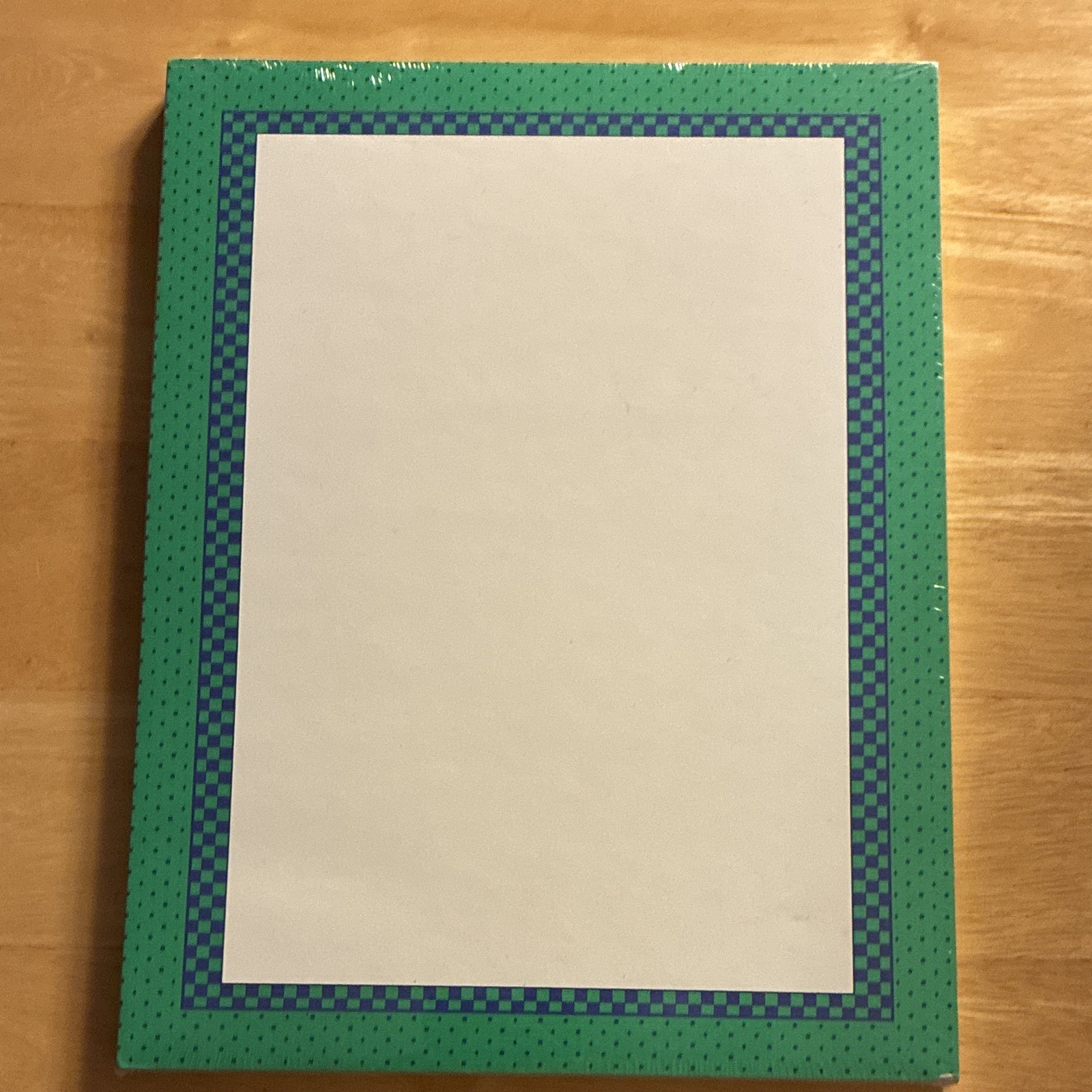 Geographics Geopaper GEOCHECKERBOARD 8.5×11 Bond Green/Blue 100 Sheets