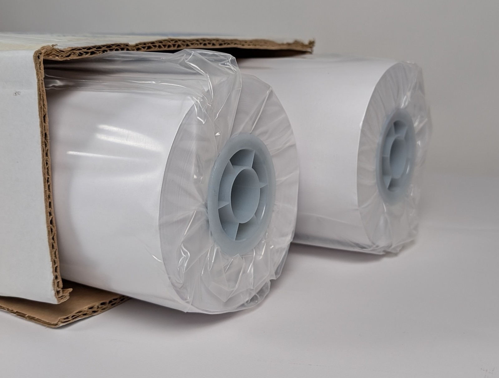 Alliance 36300 36″ x 300′-2 Per Box-20lb, 2″ Core, Bonded, 92 Bright