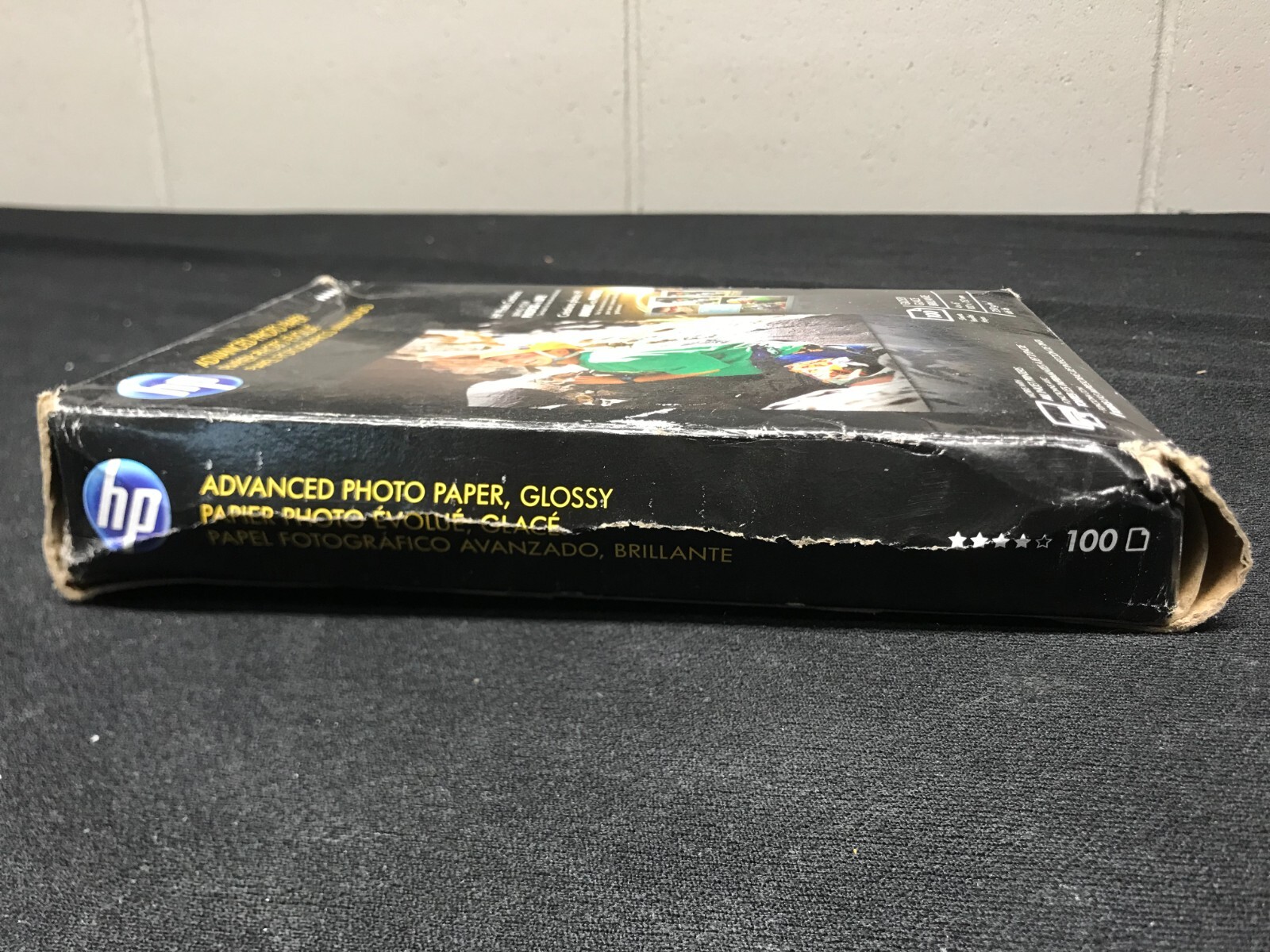 Hewlett Packard Q6638A 4 x 6 inch Glossy Printer Paper – 100 Sheets