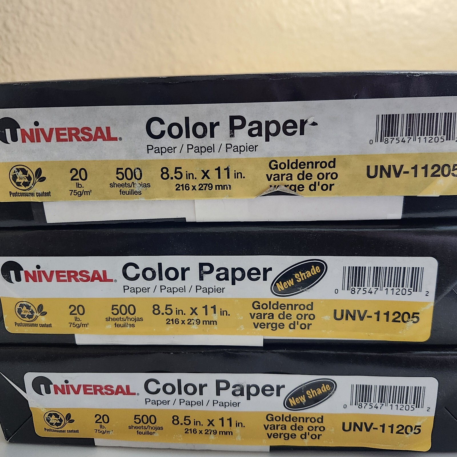 Universal Colored Paper 8.5×11 Goldenrod, 20lb, 500sheets/Ream UNV-11205