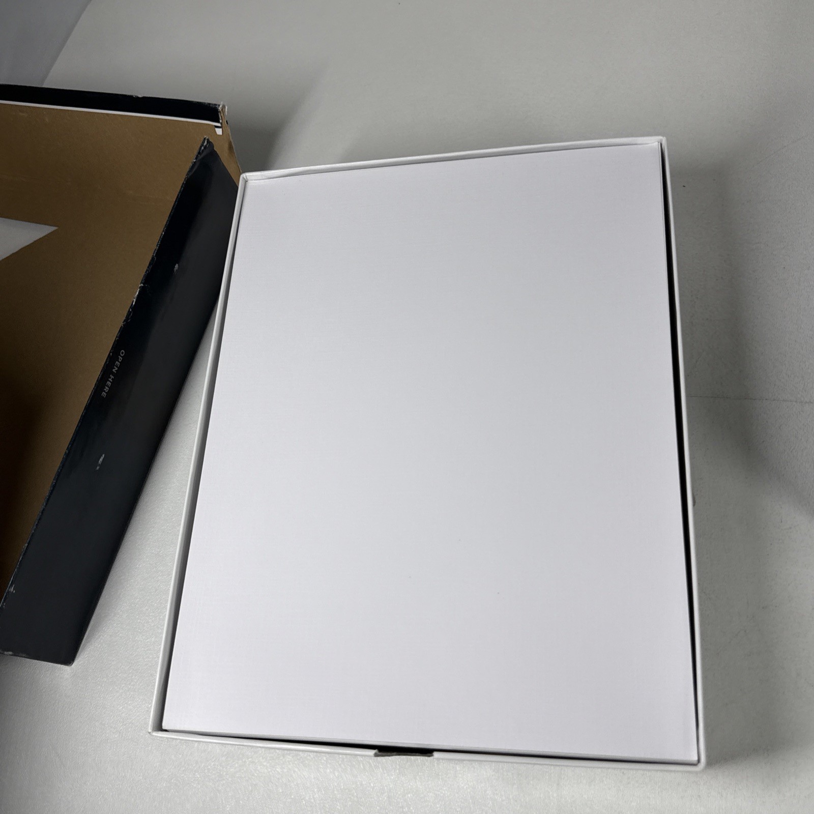 Southworth Cotton Linen Business Paper White X2 Open Boxes 24 lbs 8-1/2 x 11