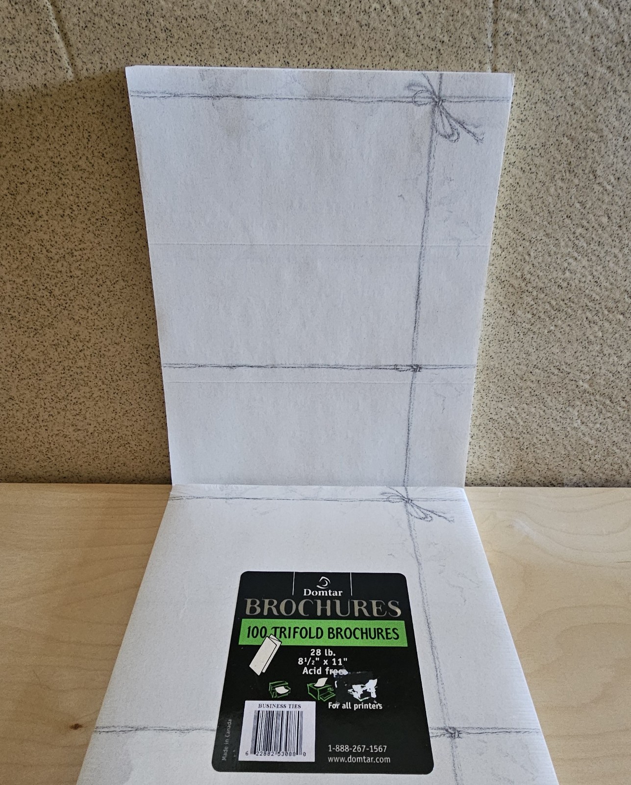 Domtar Trifold Brochure Paper, 8 1/2″ x 11″, +/- 300 Sheets Total