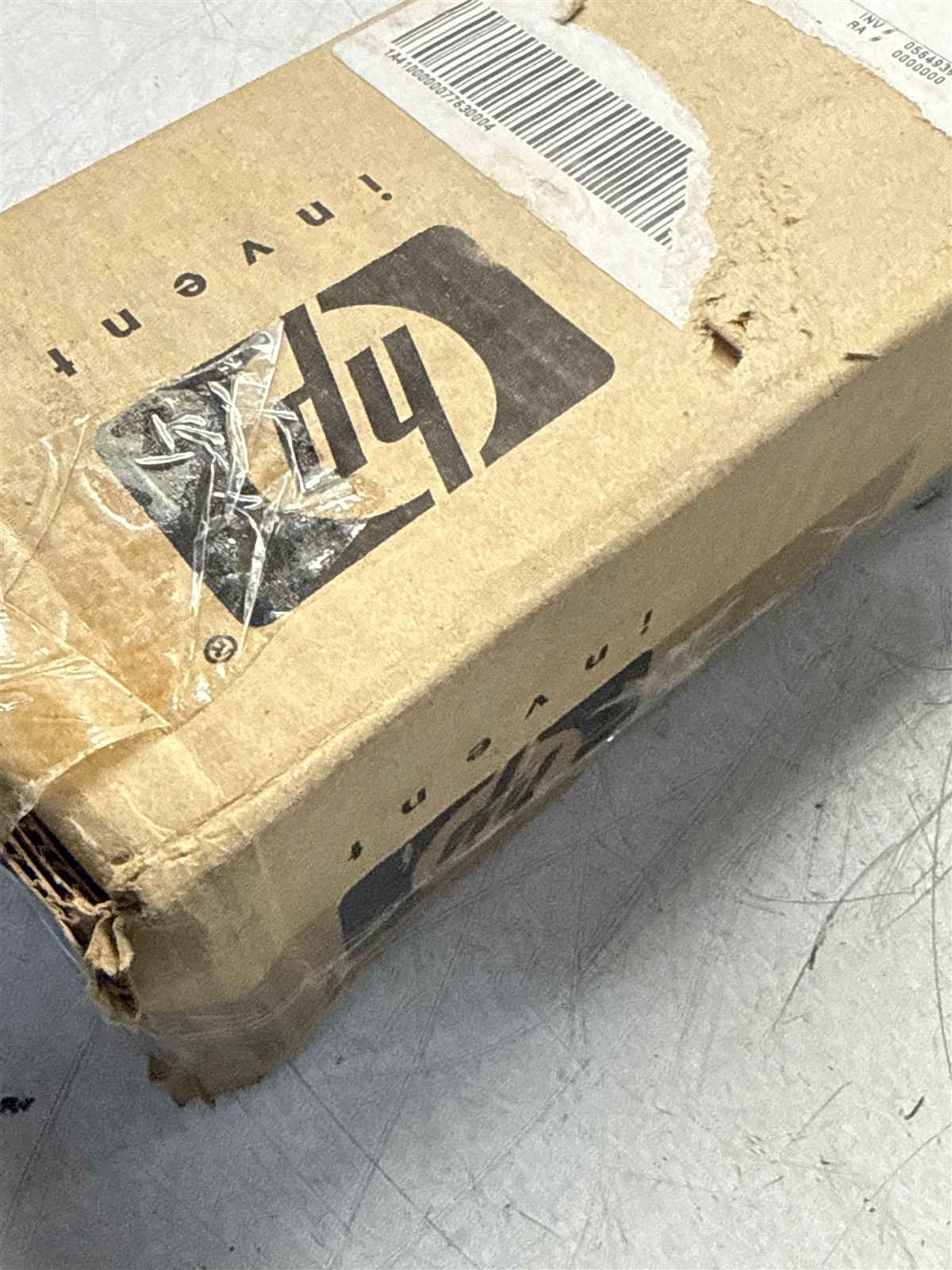 GENUINE HP C6030C HEAVYWEIGHT COATED PAPER ROLL 36in X 100ft NEW OPEN BOX