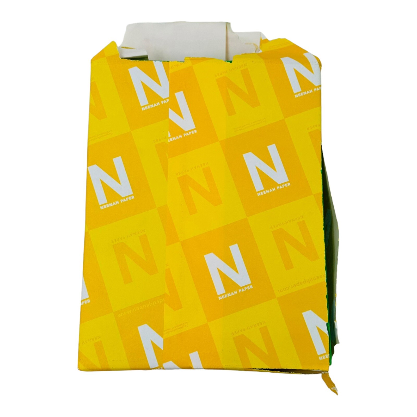 500 Sheets Neenah Astrobrights Gamma Green Copy Paper Text 8.5″ x 11″ 24lb