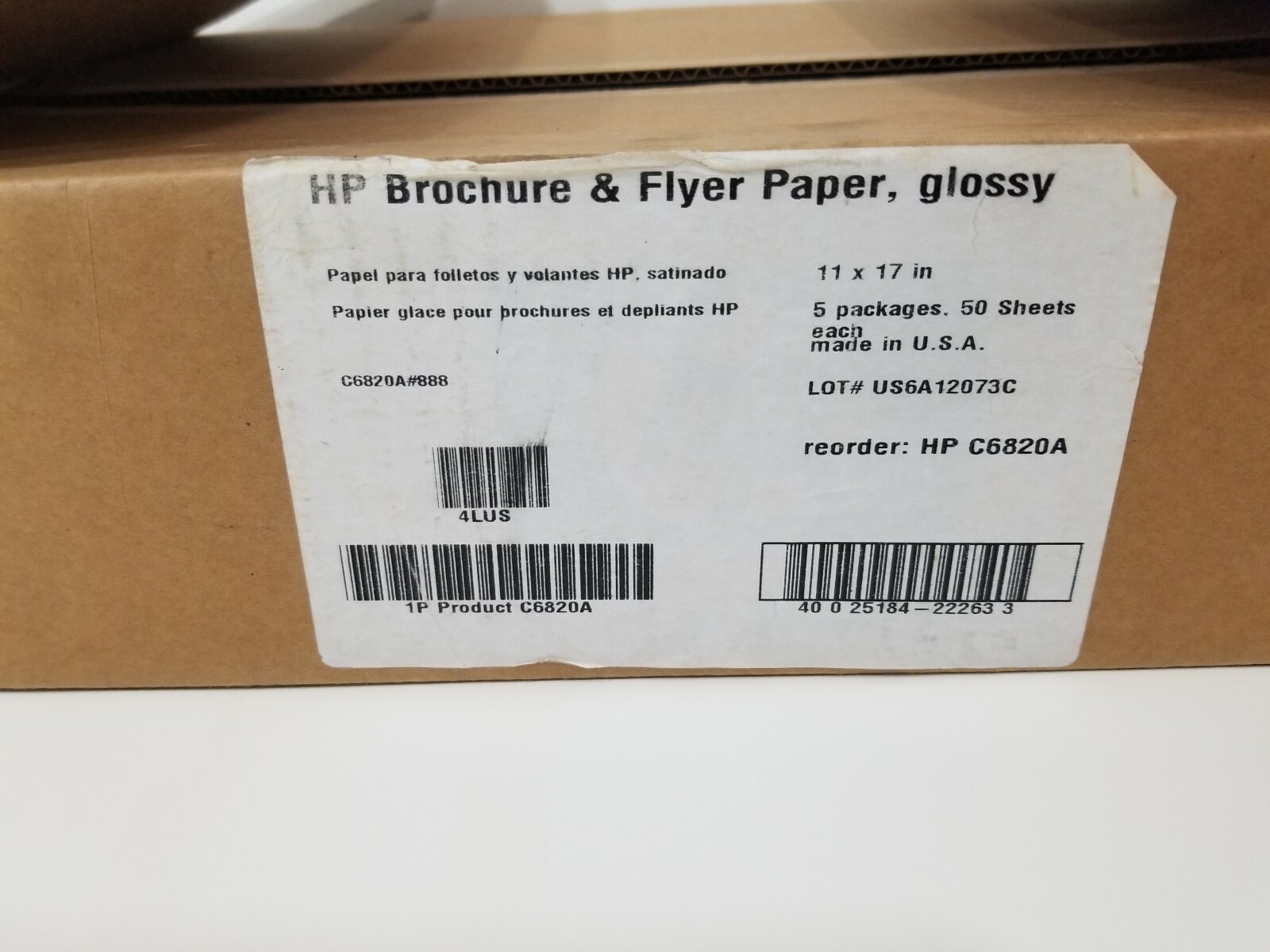 HP Brochure and Flyer Paper, Glossy (250 Sheets, 11 x 17 Inches) 48LB, 98 Bright