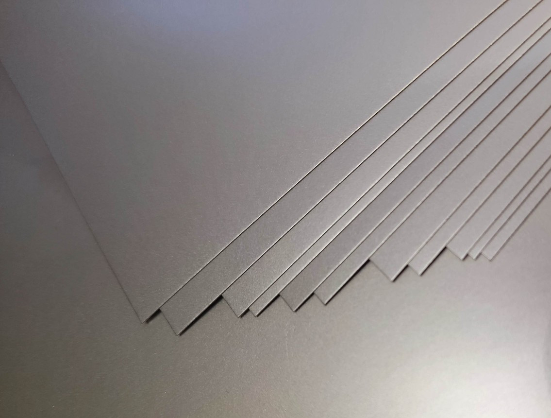 10 sheets LIGHTOR silver metallic gloss/white DIN A4 250 g fine craft paper