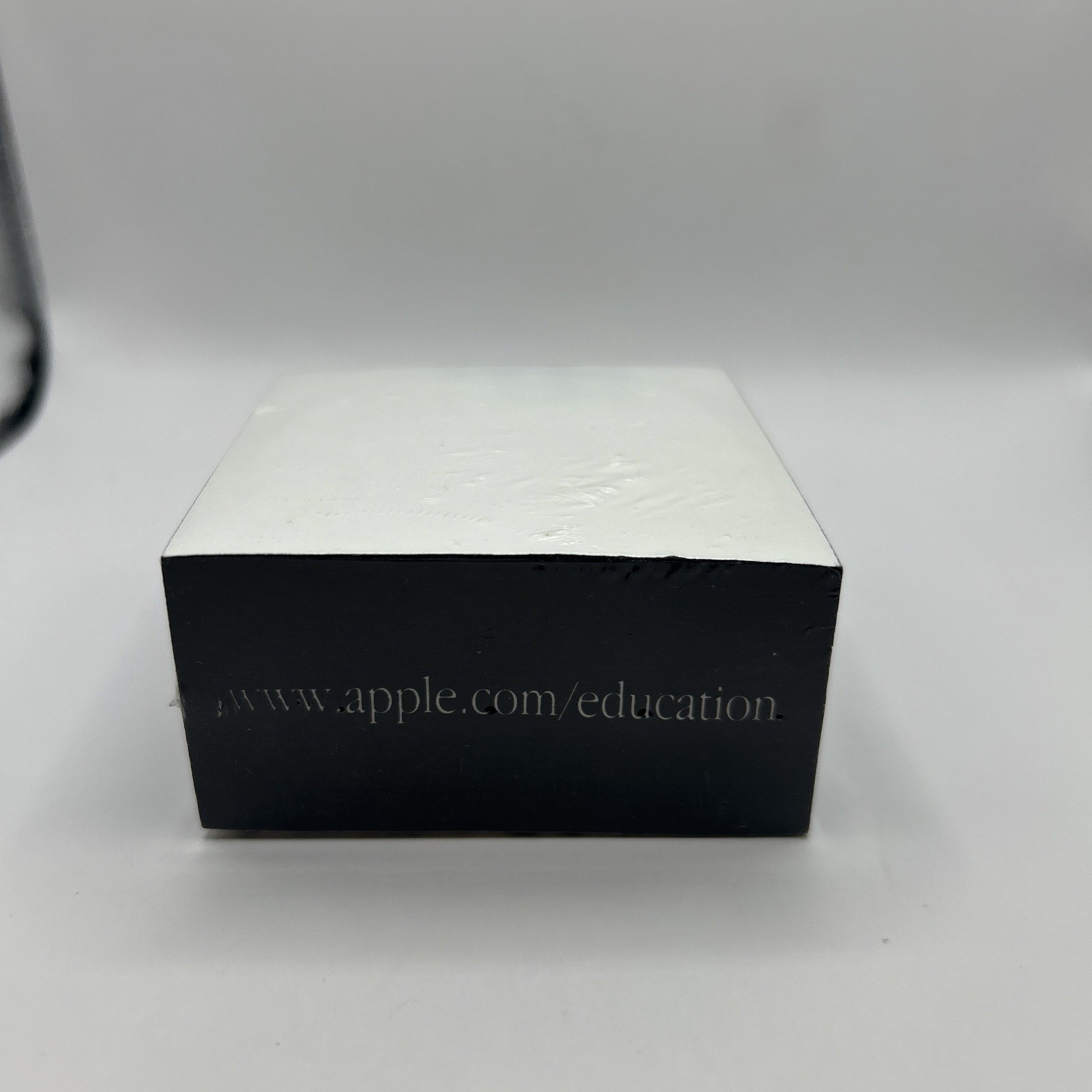 Apple Computer – www.apple.com Square Paper POST-IT – New RARE