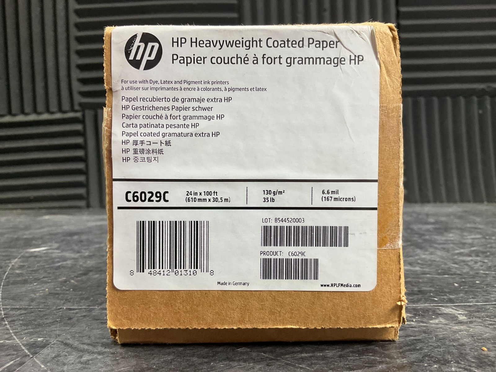 HP DesignJet Heavyweight Coated Paper Roll 24″ x 100 feet C6029C