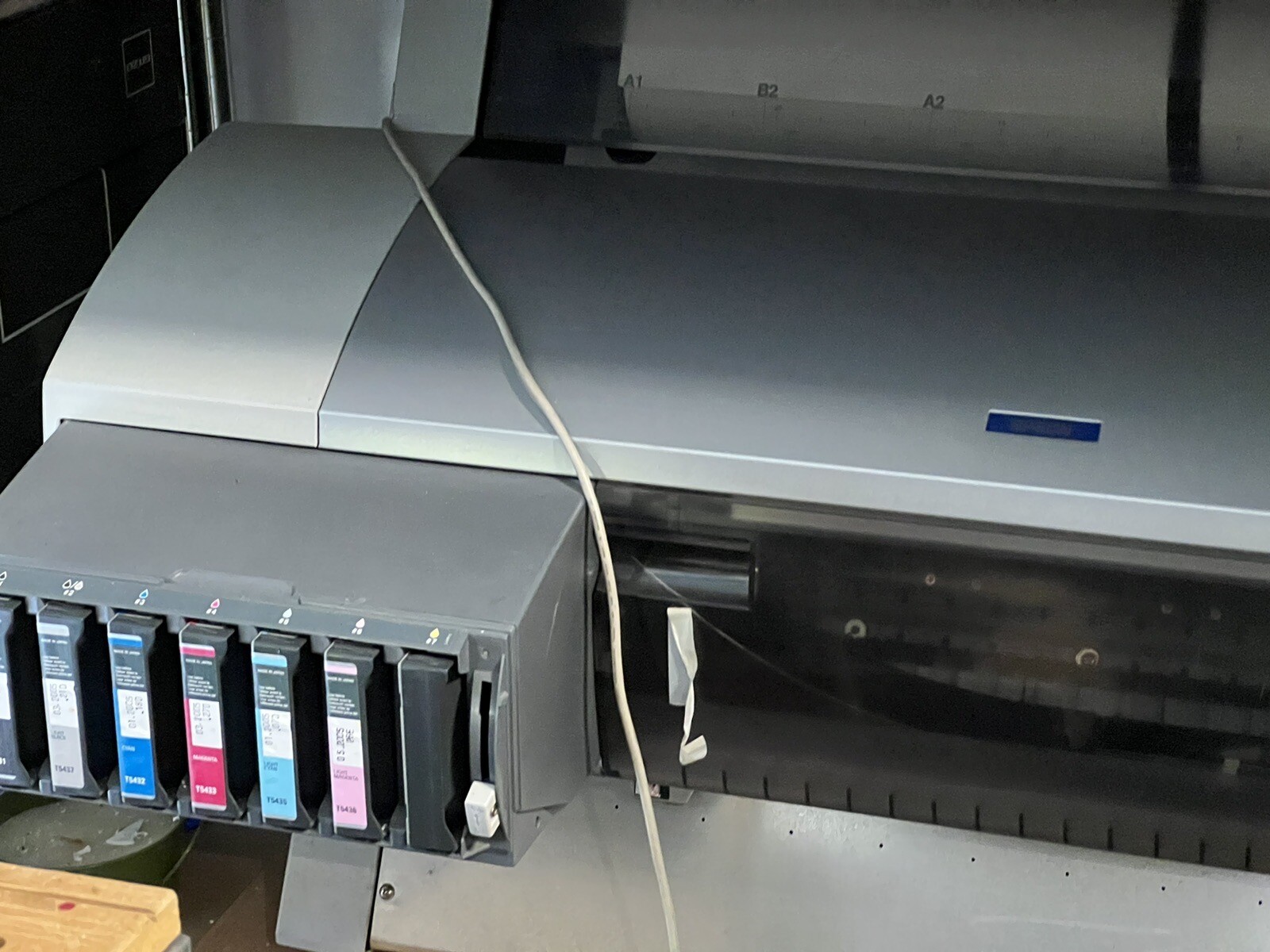 Epson stylus pro 7600 24” Wide large format printer. Barely Used. Works Great