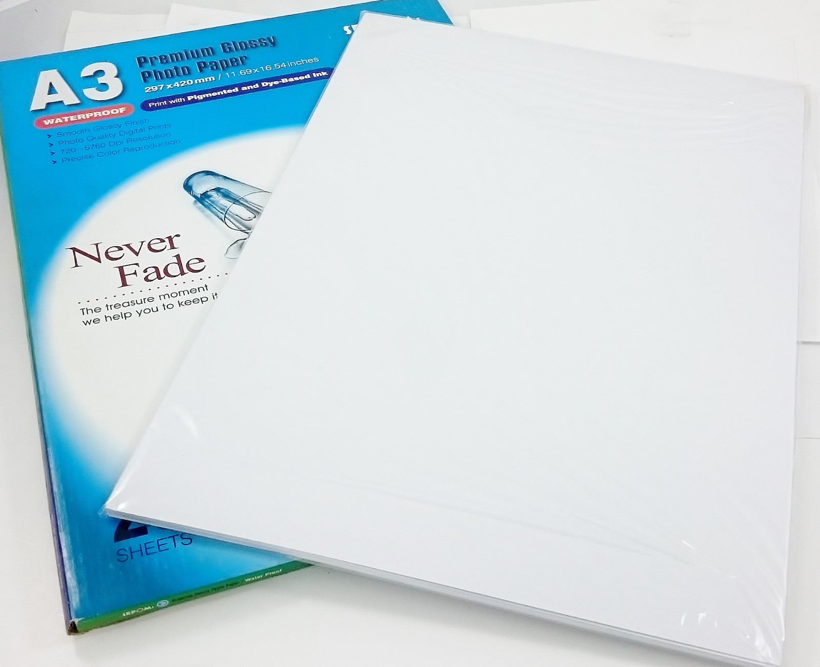 Set of 5 Smooth Glossy Finish Waterproof A3 size Photo Paper 20 Sheets (X5)