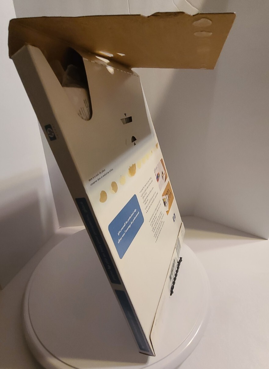 Open Box HP Trifold Glossy Brochure Paper C7020A Inkjet 100 Sheets Complete