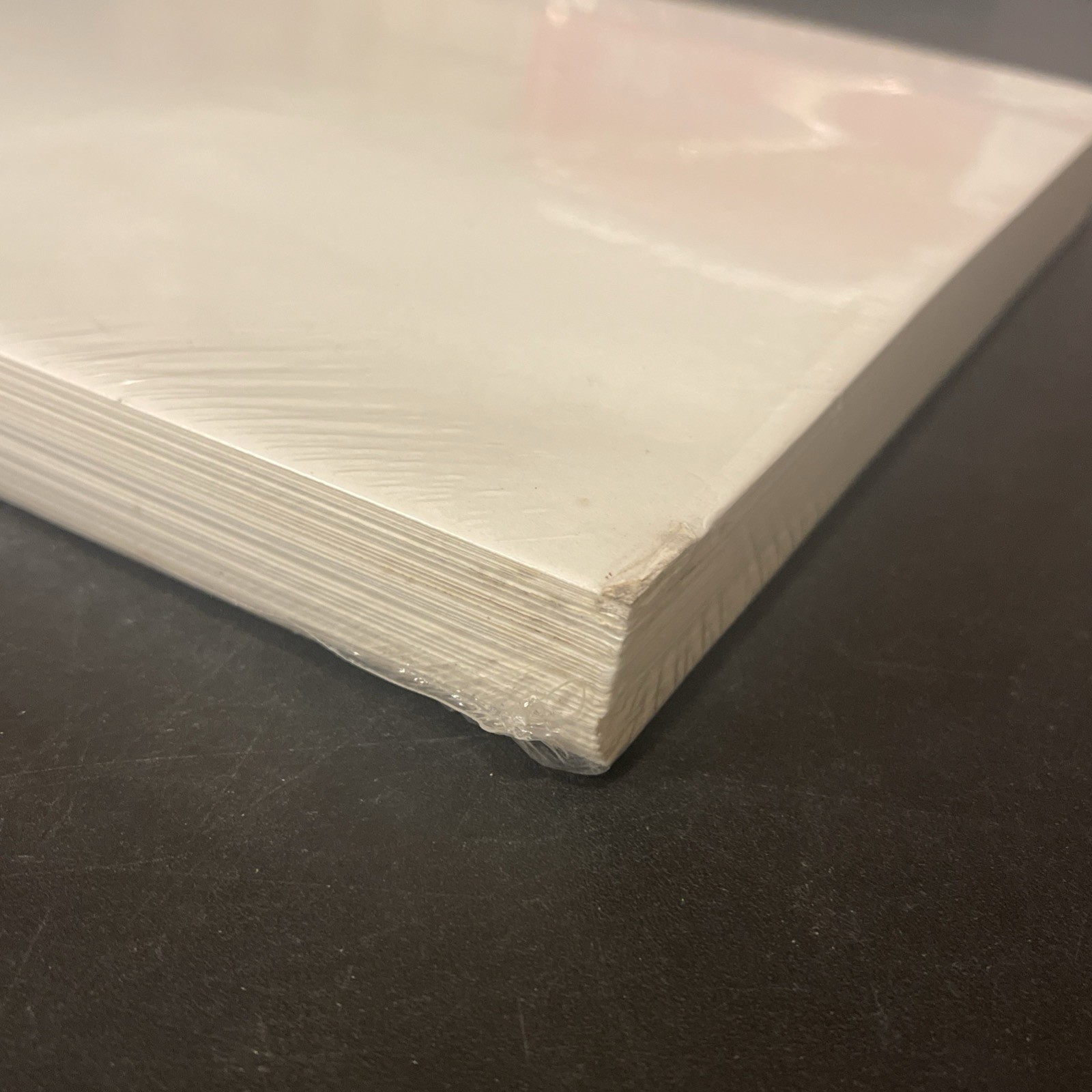 Neenah Premium Cardstock,8.5″ x 11″65 lb/176 gsm,Bright White,100 Sheets (91901)