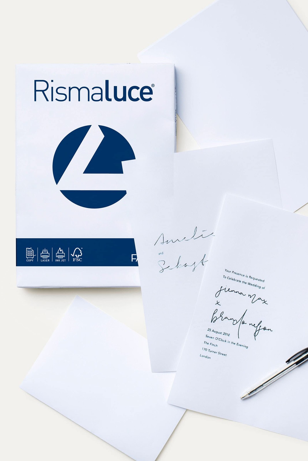 Rismaluce Paper A4 240gsm 100 Sheets White White