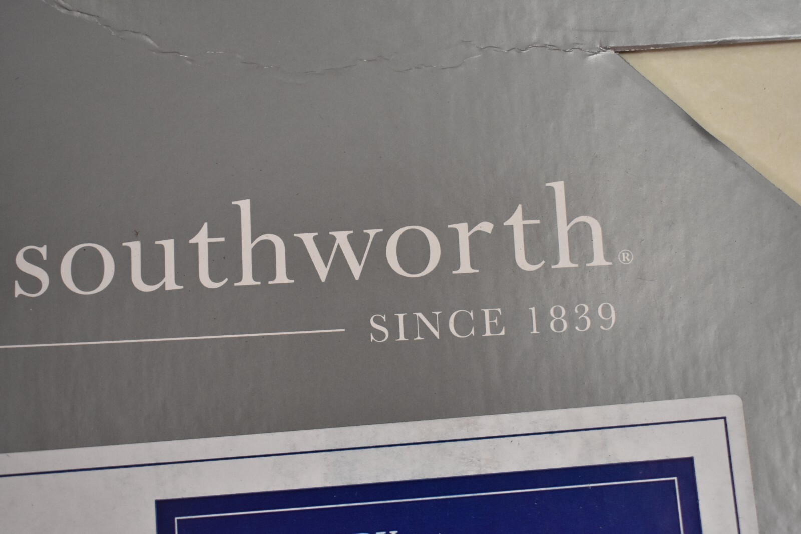 Southworth Parchment Specilaty Paper 24lb 8.5″ x 11″ Ivory 500 Pack 60078296