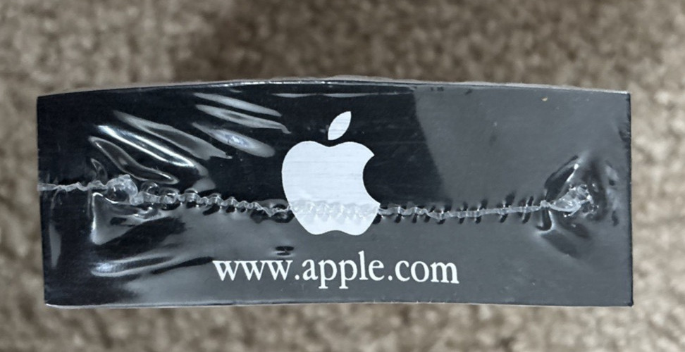 Apple Computer – www.apple.com Square Paper Cube – New