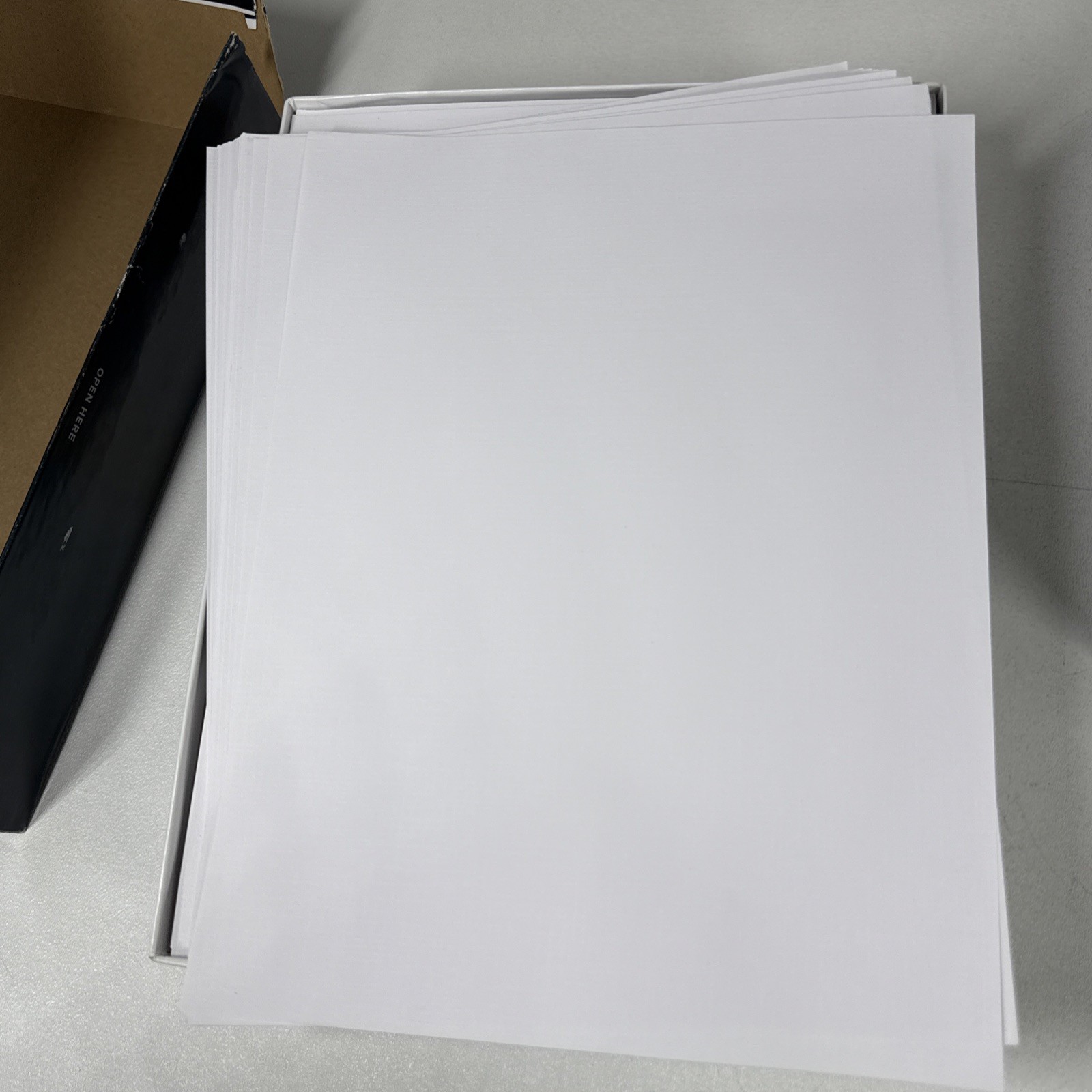 Southworth Cotton Linen Business Paper White X2 Open Boxes 24 lbs 8-1/2 x 11