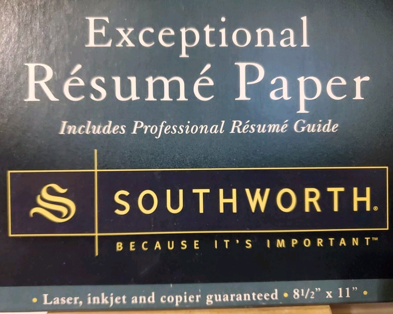Southworth Connoisseur Collection Exceptional Resume Ivory Paper 100% cotton