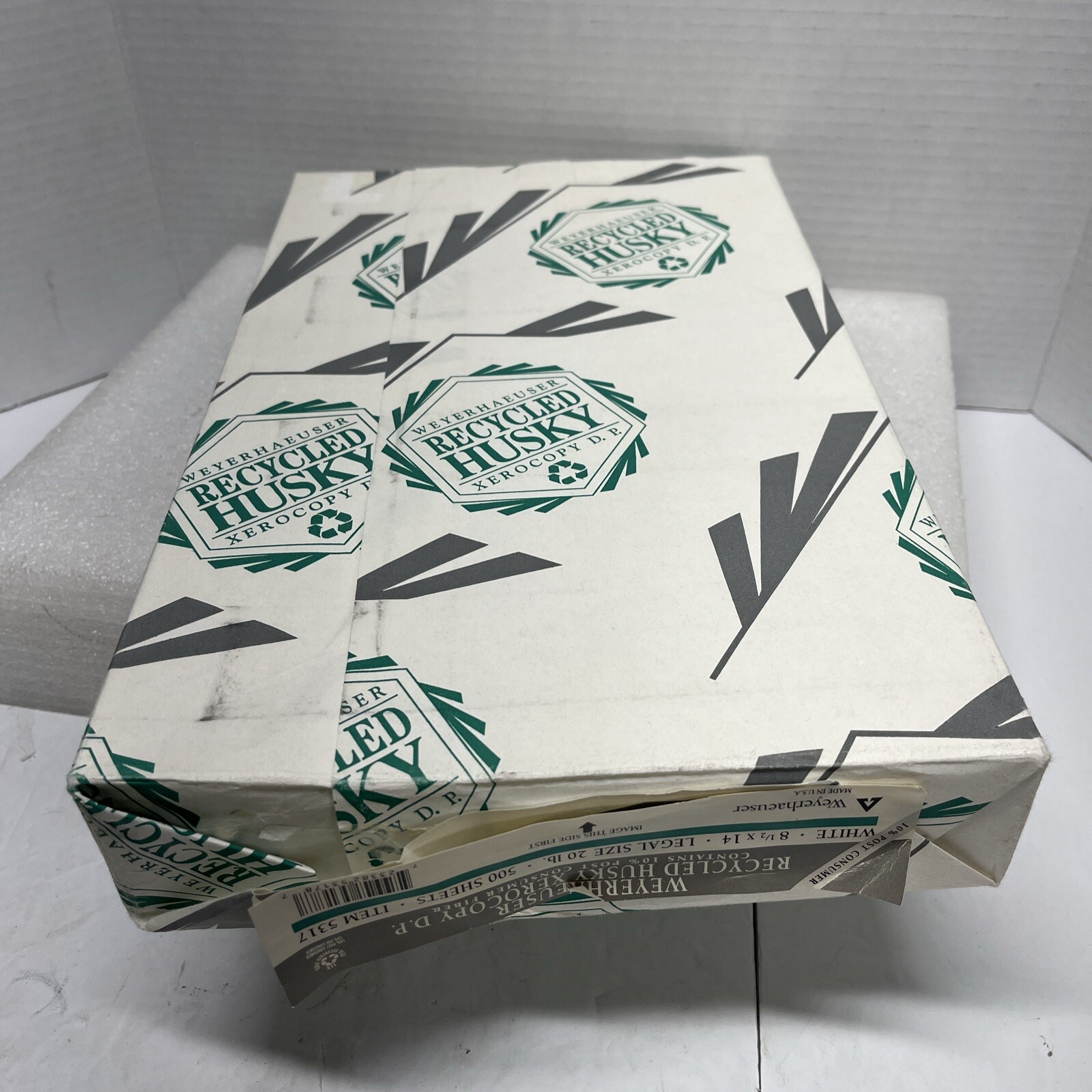 Weyerhaeuser Recycled Husky Xerox Copy Paper 8.5 X14 Legal Sz 20 Lbs. 500 Sheets