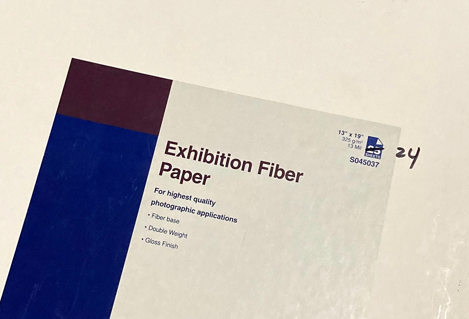 Epson Exhibition Fiber Paper, Gloss, S045037, 24 Sheets, 13″x 19″-Open Box
