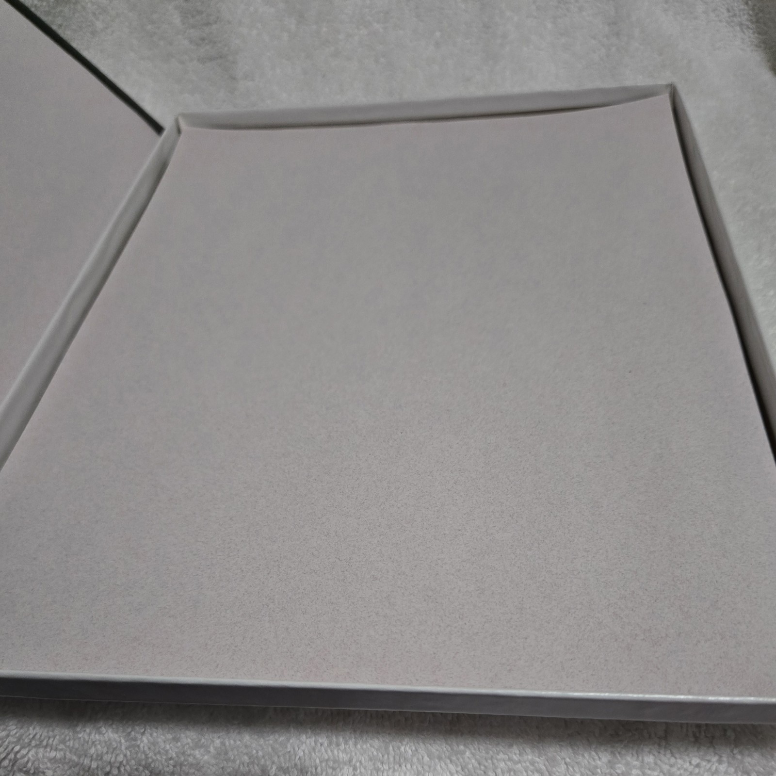 Southworth Granite Specialty Paper Sampler w/ 10 of 5 Colors–Missing 3 Ivory
