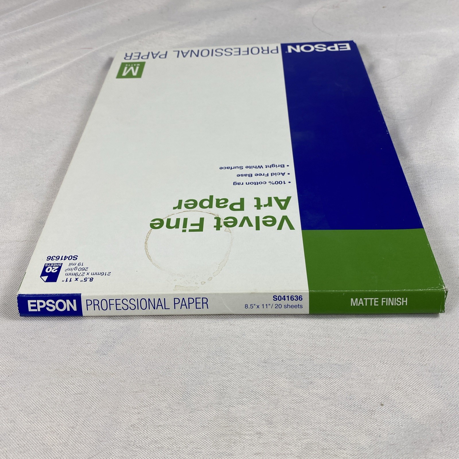 EPSON Velvet Fine Art Paper Matte Textured 8.5″x11″ 17 Sheets 19 mil 260 g/m2