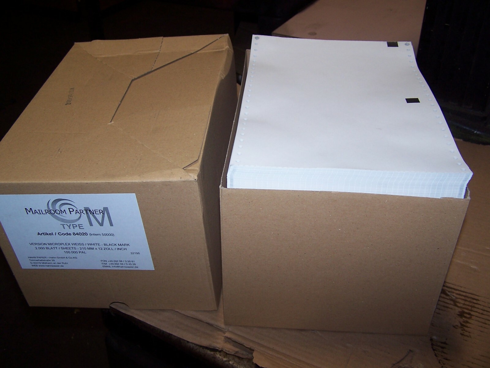 NEW SKID (40) OF MAILROOM PARTNER 84020 DOT MATRIX PAPER 210mm X 12″ 2,000 SHEET